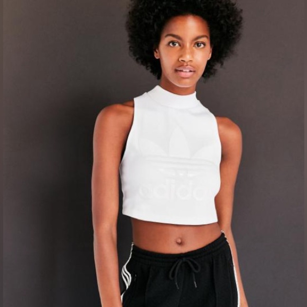 ADIDAS X URBAN OUTFITTERS Originals 70’s Mock-Neck Crop top size M